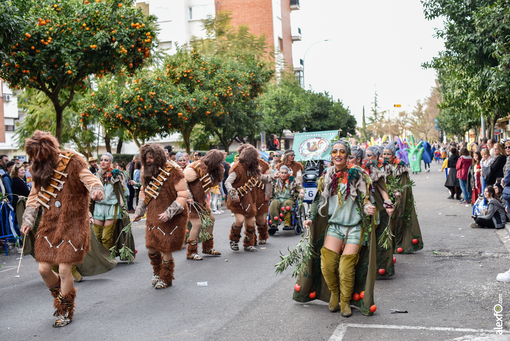 Grupos menores y artefactos en el desfile de Comparsas Carnaval de Badajoz 2019 19