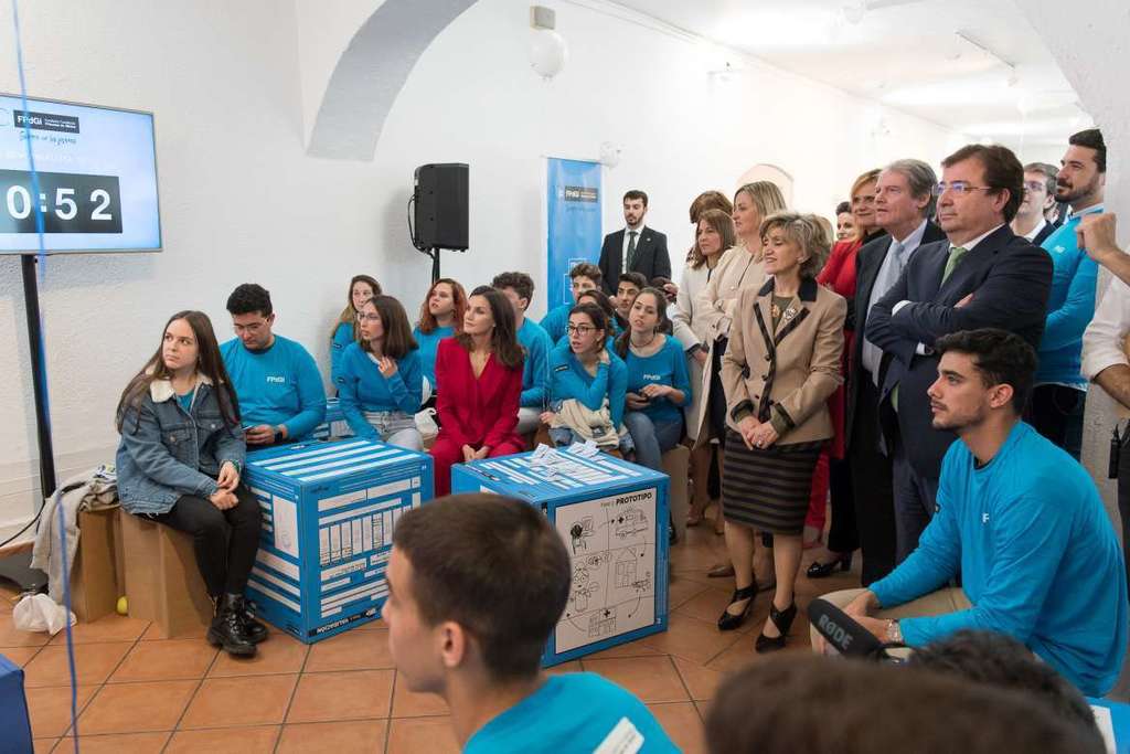 La reina Letizia y el presidente de la Junta asisten, en Cáceres, al acto de proclamación del Premio Social de la Fundación Princesa de Girona
