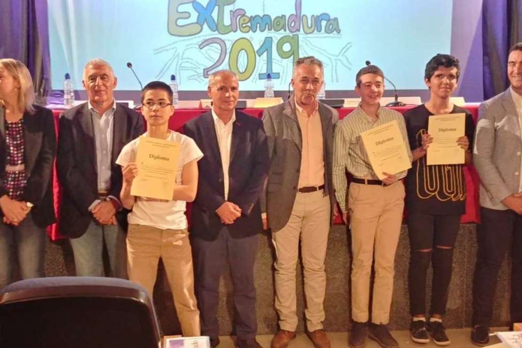 Tres estudiantes de centros de Secundaria de Plasencia, Badajoz y Mérida representarán a Extremadura en la Olimpiada Matemática Nacional