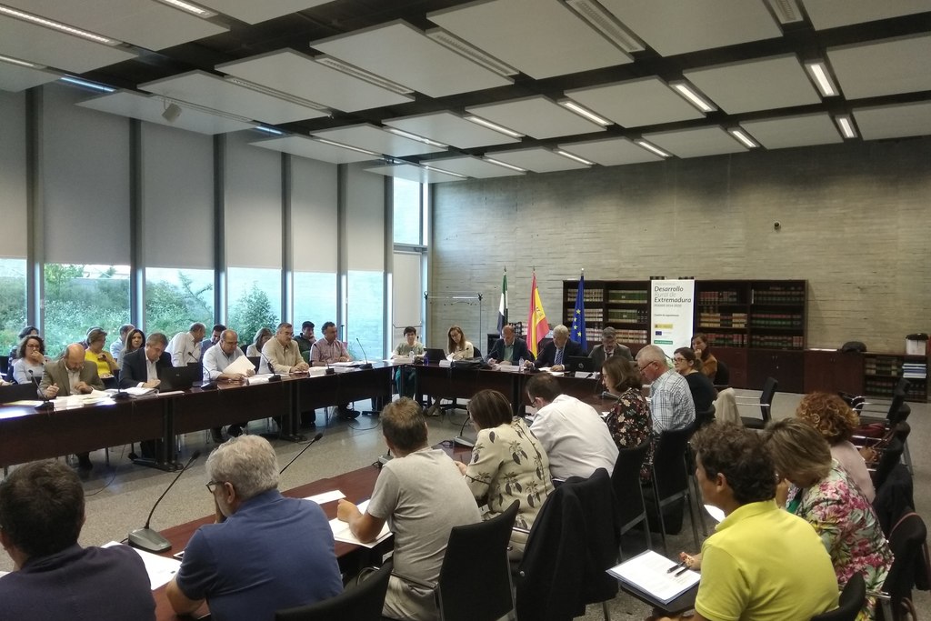 El Comité de Seguimiento del Programa de Desarrollo Rural de Extremadura FEADER 2014-2020 evalúa su implementación y cumplimiento