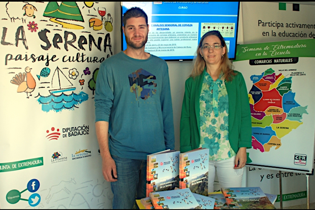 El CEDER 'La Serena' comienza la distribución de sus libros sobre el medio natural de la comarca para el nuevo curso