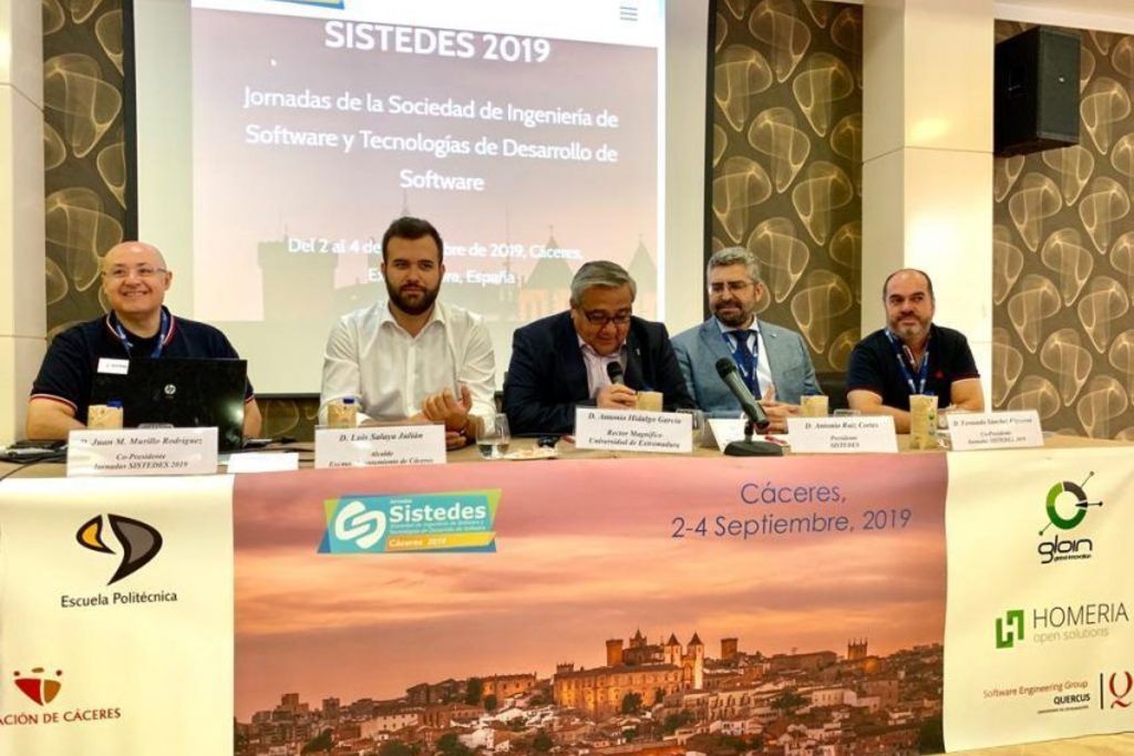 El alcalde de Cáceres inaugura las jornadas de Sistedes que este año baten record con más de 200 profesionales