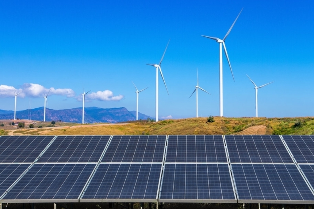 La Junta de Extremadura contratará el cien por cien de la energía eléctrica verde para sus instalaciones
