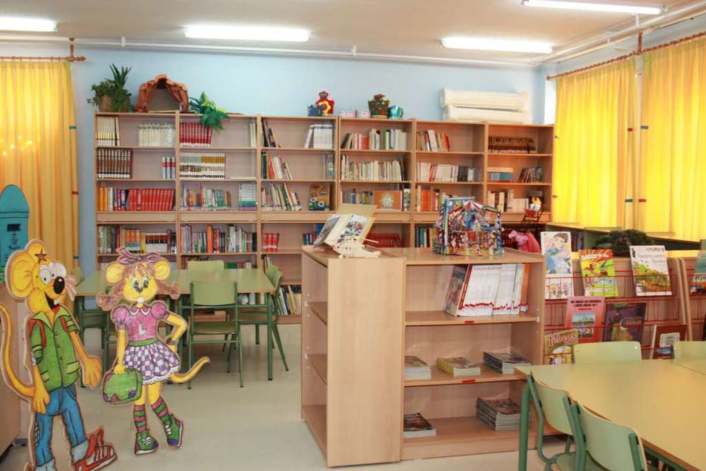 Educación selecciona 13 nuevos centros educativos para adscribirse a la Red de Bibliotecas Escolares de Extremadura