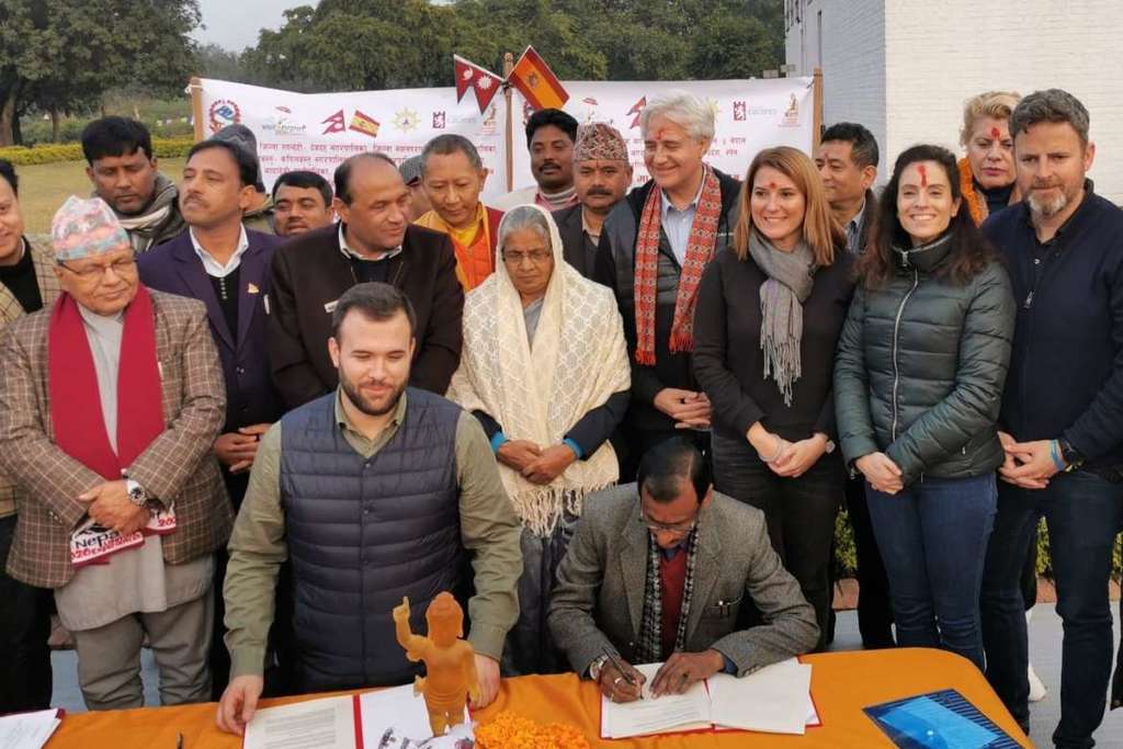 La firma del memorándum de entendimiento inicia la colaboración entre la ciudad nepalí de Lumbini y Cáceres