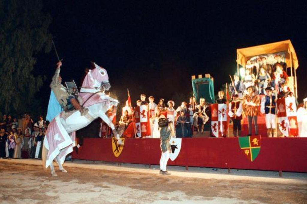La Diputación de Badajoz concede 623.000 euros en subvenciones a los ayuntamientos para actividades culturales y fiestas populares
