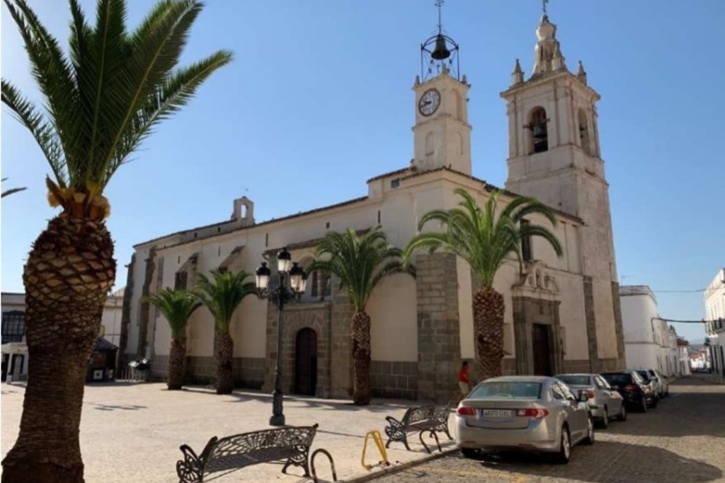 La Consejería de Cultura licita los trabajos de restauración de la iglesia de Nuestra Señora del Camino de Medina de las Torres