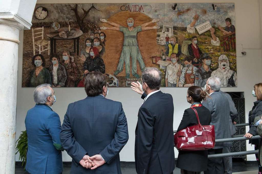 Presentación del cuadro homenaje a las víctimas del COVID-19 del artista extremeño Damián Retamar