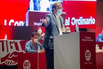 Fernández Vara reconoce el papel de las fuerzas sindicales y de 'todo lo que significa la representación de los trabajadores'