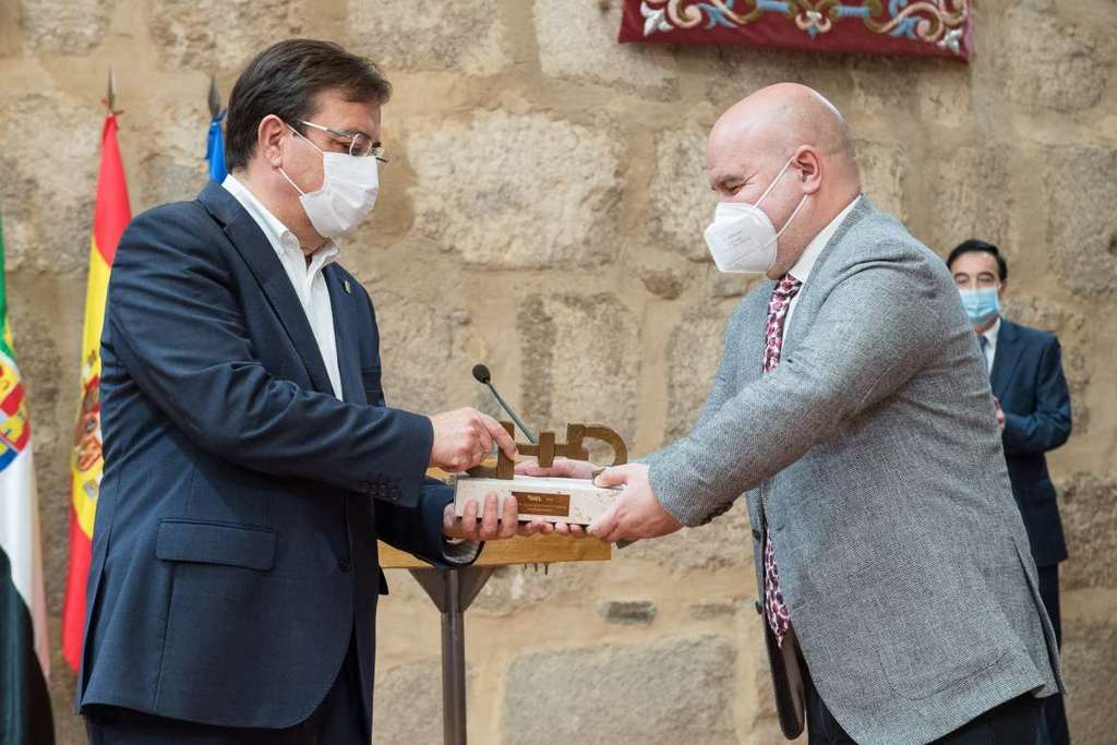 La Junta de Extremadura recibe el premio CERMI-2019 a la Mejor Acción Autonómica y/o Local