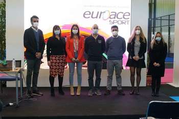 Nuria Flores reafirma el compromiso de la Junta de Extremadura con la cooperación transfronteriza en materia deportiva