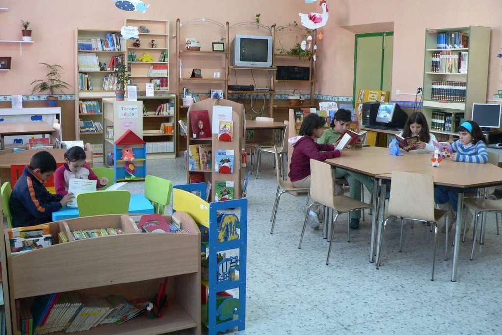 La Junta selecciona 28 centros educativos nuevos para formar parte de la Red de Bibliotecas Escolares de Extremadura