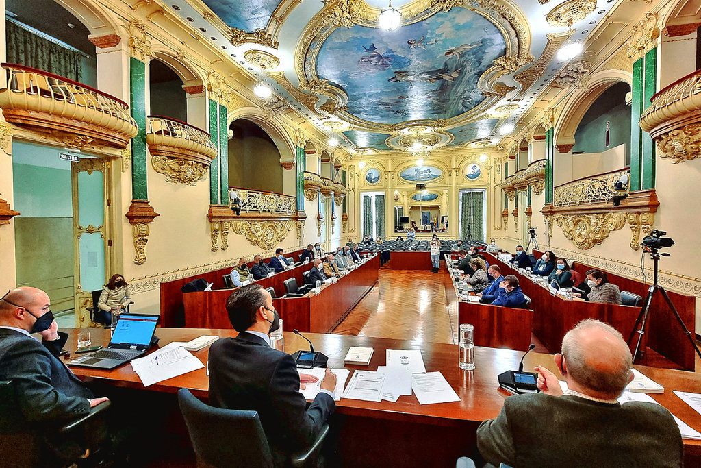 La Diputación apoya una moción de la FEMPEX para la fusión de los municipios de Don Benito y Villanueva de la Serena