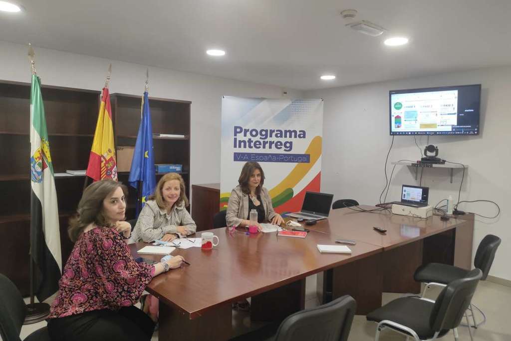 La directora general de Financiación Autonómica y Fondos Europeos asiste al 8º Comité de Seguimiento del POCTEP celebrado en Évora