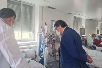 La nueva Unidad de Hemodiálisis del hospital San Pedro de Alcántara de Cáceres podrá realizar unos 8.000 tratamientos al año