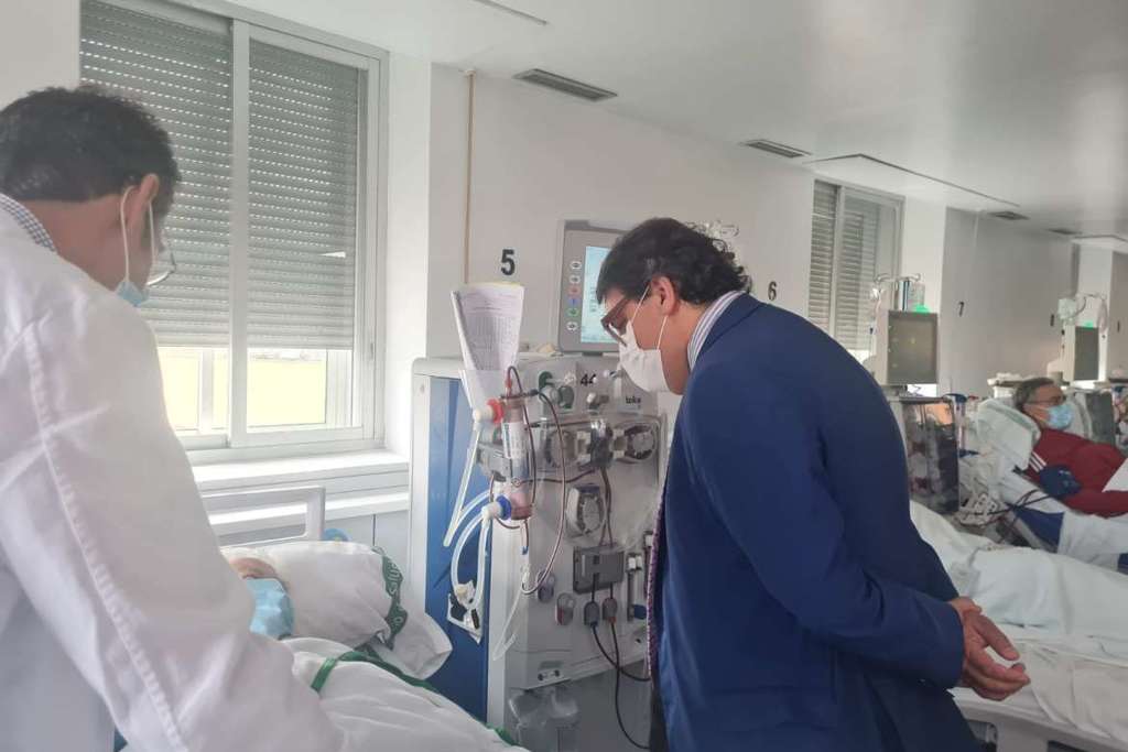 La nueva Unidad de Hemodiálisis del hospital San Pedro de Alcántara de Cáceres podrá realizar unos 8.000 tratamientos al año