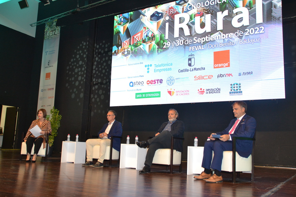 La feria iRural trata de concienciar que las áreas rurales pueden acoger proyectos empresariales de éxito gracias a las nuevas tecnologías disruptivas