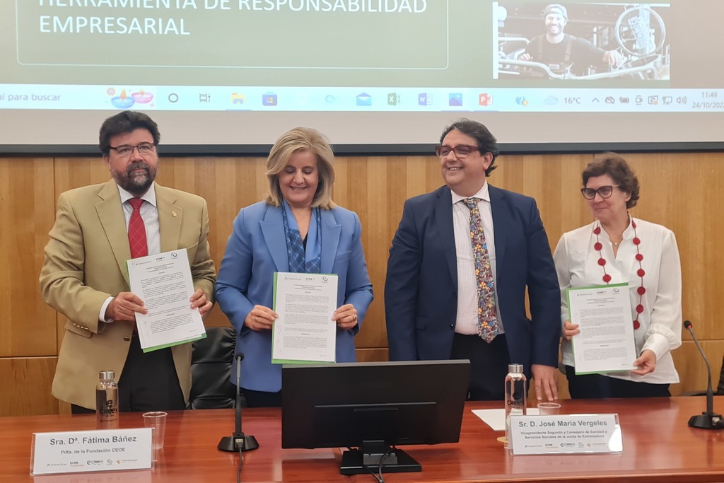 Vergeles destaca ante los empresarios que la Junta de Extremadura trabaja en la mejor política social que es la del empleo, la vivienda y la educación