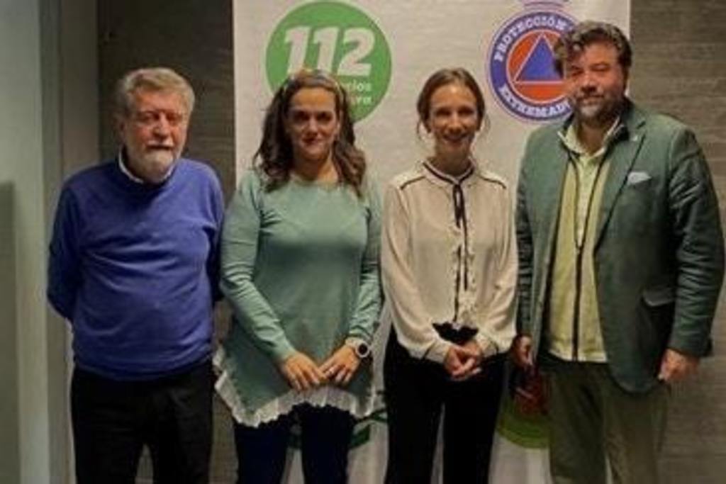 La Junta de Extremadura destaca el consenso en el acuerdo de ampliación de los horarios de cierre de los establecimientos públicos en Navidad