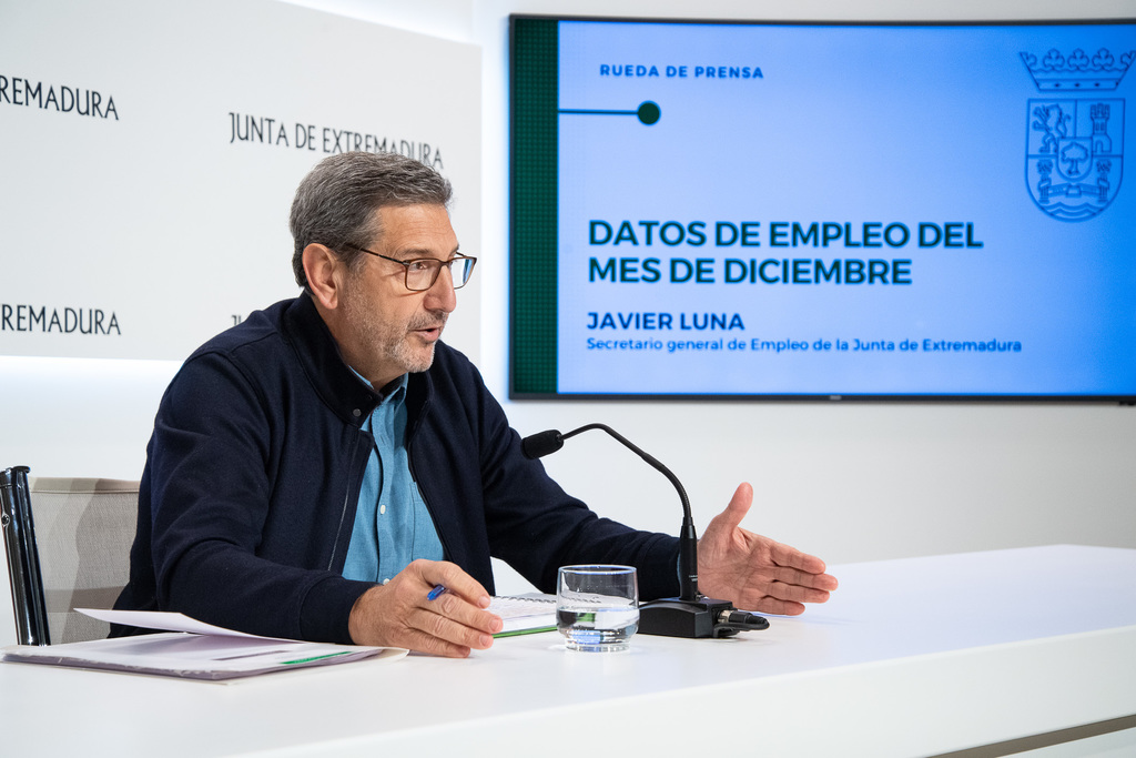 El paro se redujo en 9.669 personas en Extremadura durante el año 2022, un descenso del 10,49 por ciento respecto a 2021