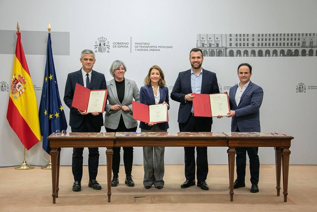 Junta de Extremadura y MITMA firman un acuerdo para impulsar la promoción de 131 viviendas en alquiler asequible en Cáceres, Mérida y Montijo