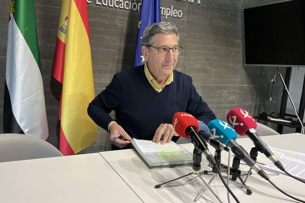 La Junta de Extremadura destina casi 45 millones de euros para las dos principales líneas de ayudas para autónomos