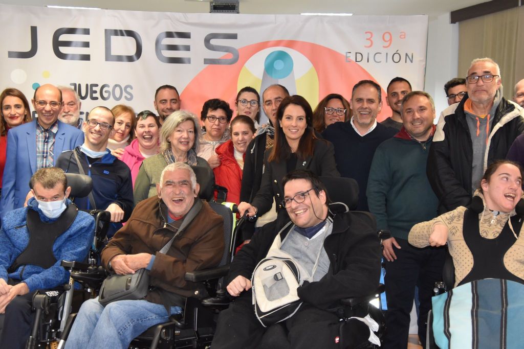 Nuria Flores presenta la 39 convivencia final de los JEDES que se celebrará en Moraleja del 9 al 12 de mayo con 1.100 participantes