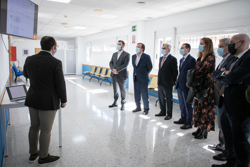 El presidente de la Junta visita en Cáceres el Hospital PARQUE San Francisco