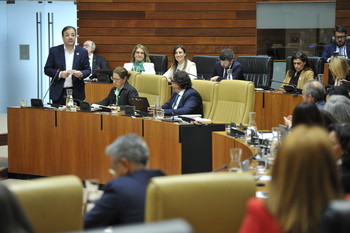 Fernández Vara defiende la apuesta de la Junta de Extremadura por la industrialización de la región
