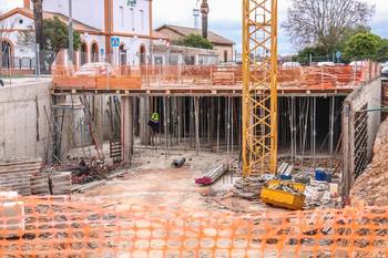 La Junta de Extremadura invierte cerca de 7 millones en Almendralejo en la construcción, rehabilitación y mejora energética de más de 300 viviendas