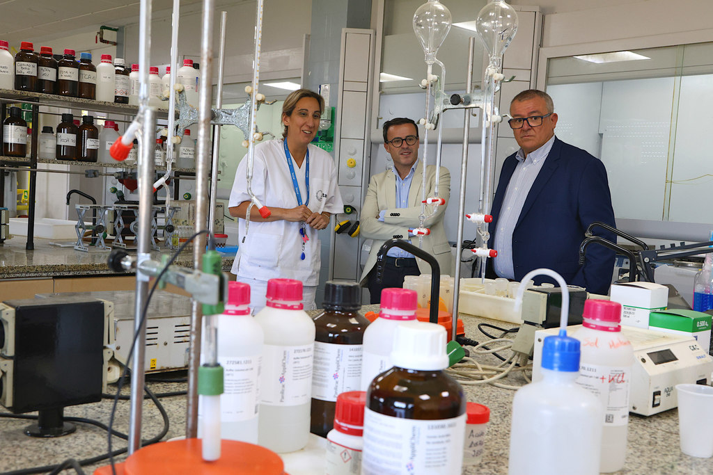 El presidente de la Diputación de Badajoz visita las instalaciones de Ctaex