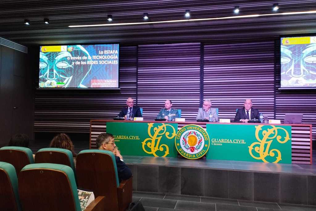 La Junta anuncia la implementación de un Centro Regional de Operaciones de Ciberseguridad de Extremadura