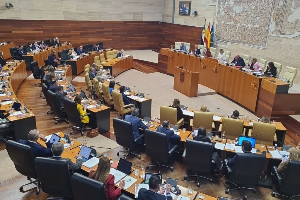 La Asamblea de Extremadura manifiesta su compromiso de defender una financiación justa para la región