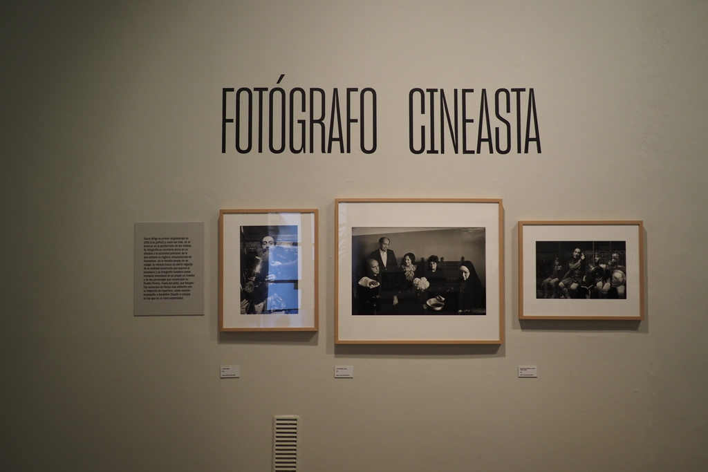 El Archivo Histórico Provincial de Cáceres acoge una exposición con la obra fotográfica del cineasta Carlos Saura