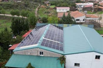 Llega a Extremadura “Tu energía más cercana”, una iniciativa que apuesta por la energía solar sostenible KM 0 y la revitalización de las zonas rurales