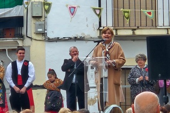 La Junta de Extremadura muestra su apoyo y reconocimiento a las mujeres del mundo rural en un encuentro en Zarza la Mayor