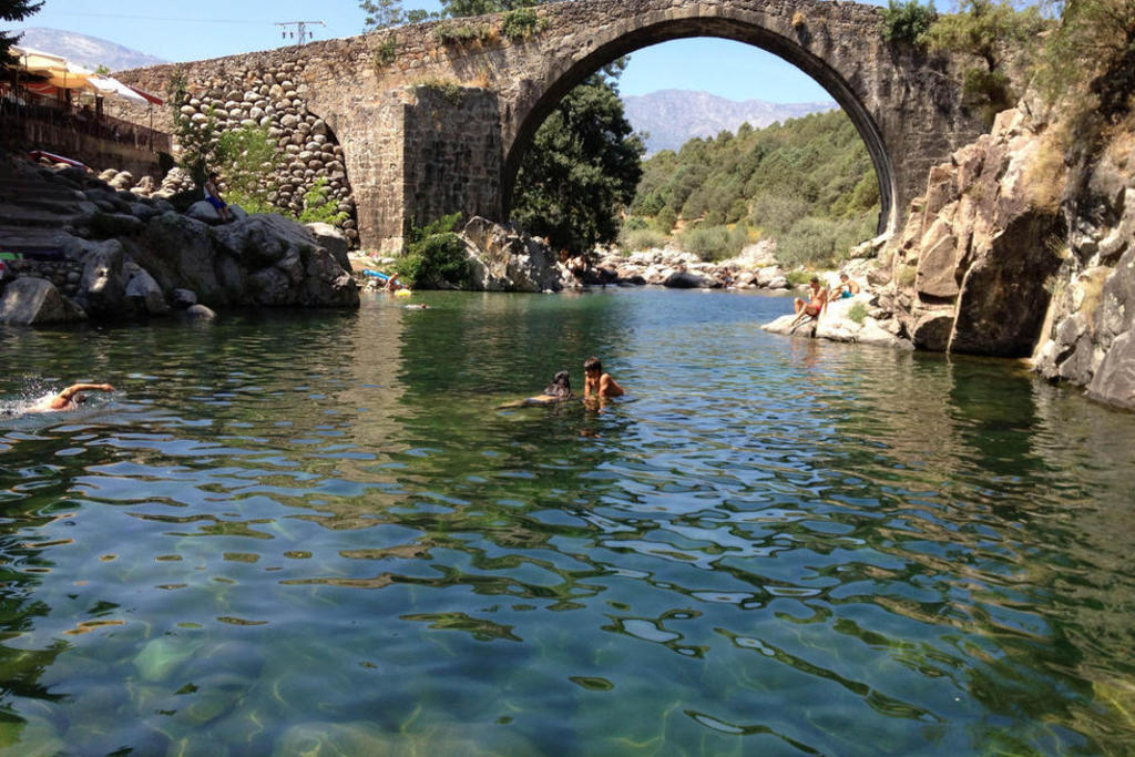 Las piscinas del Valle del Jerte ya están habilitadas y en funcionamiento
