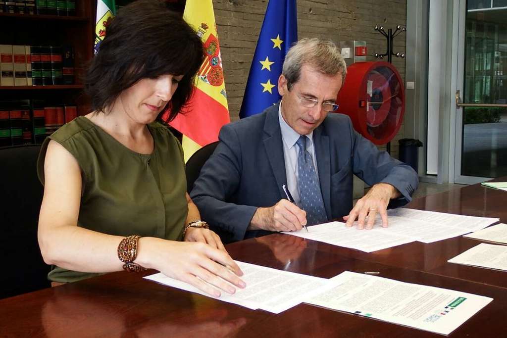 La Junta de Extremadura y la Embajada de Francia en España impulsan la doble titulación de Bachillerato en español y fracés