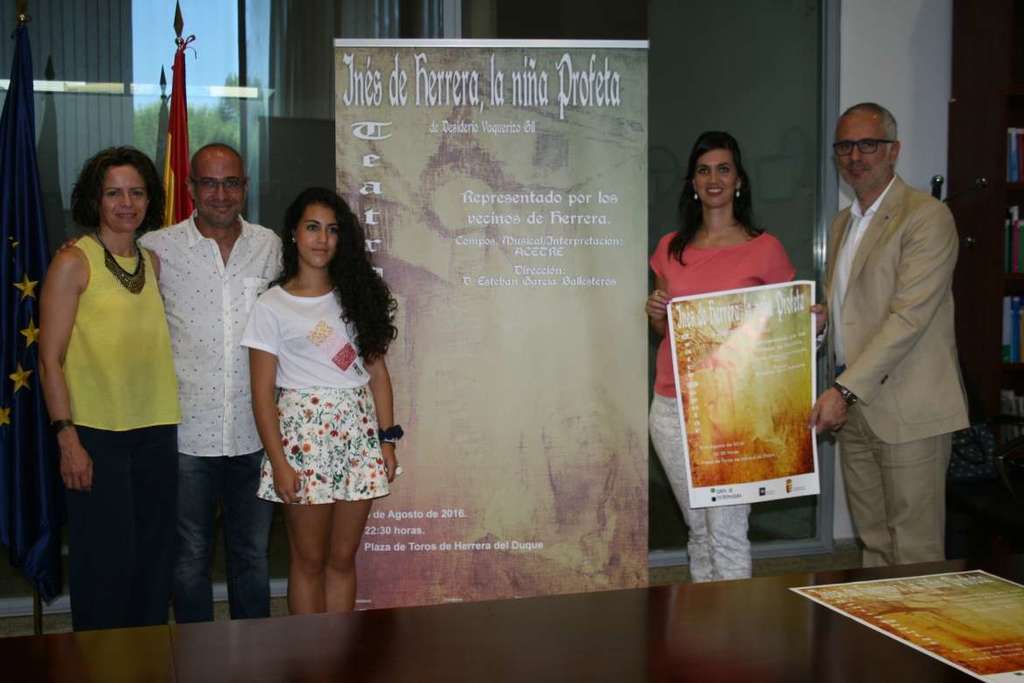 Herrera del Duque estrena la nueva representación popular ‘La niña profeta’, basada en su historia