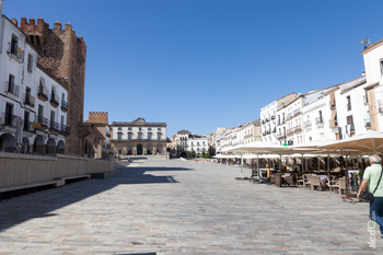 Plaza mayor caceres normal 3 2