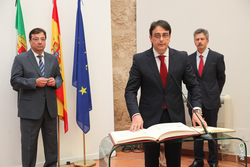 Toma de posesión Consejeros Junta de Extremadura con Guillermo Fernández Vara 2015  2015-07-07-IMG_2566