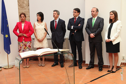 Toma de posesión Consejeros Junta de Extremadura con Guillermo Fernández Vara 2015  2015-07-07-IMG_2572