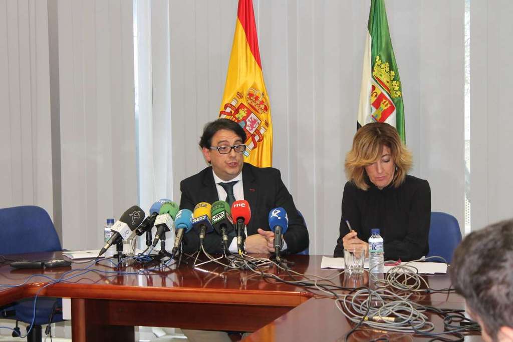 Extremadura supera los 22.000 beneficiarios del SEPAD y se propone el reto de restaurar la Ley de la Dependencia
