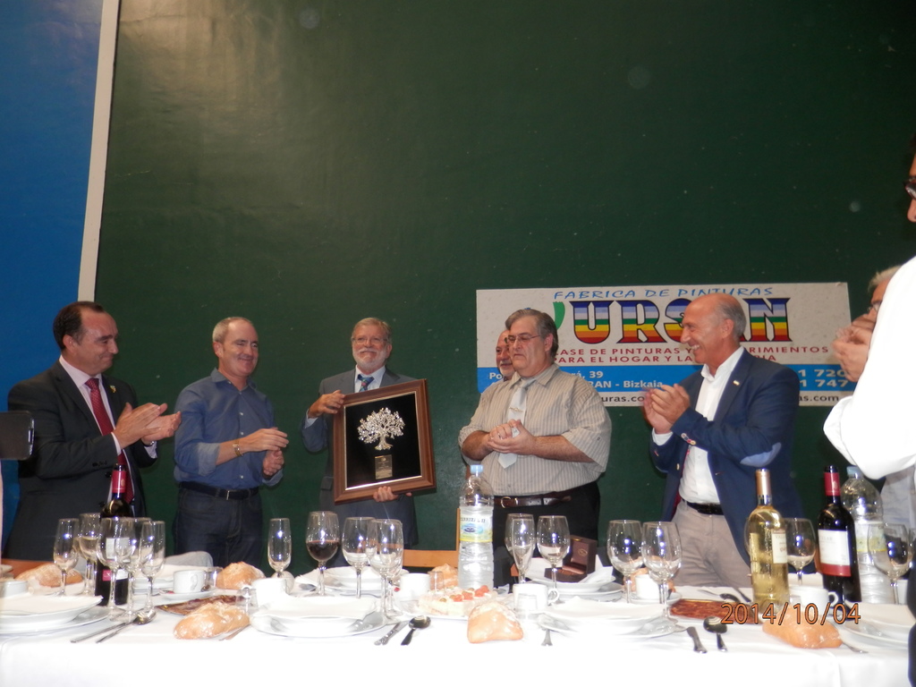 Sábado, 18 de octubre de 2014  - X muestra Itinerante Extremeña de Cultura Gastronomía y Turismo Entrega premio Veturia