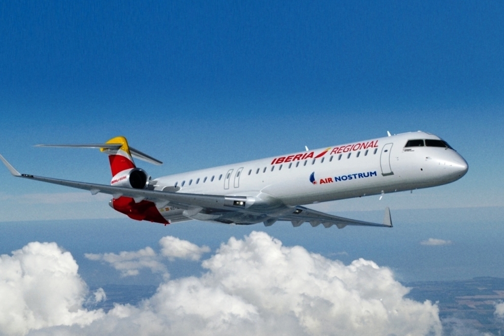 Air Nostrum busca en Extremadura tripulantes de cabina de pasajeros