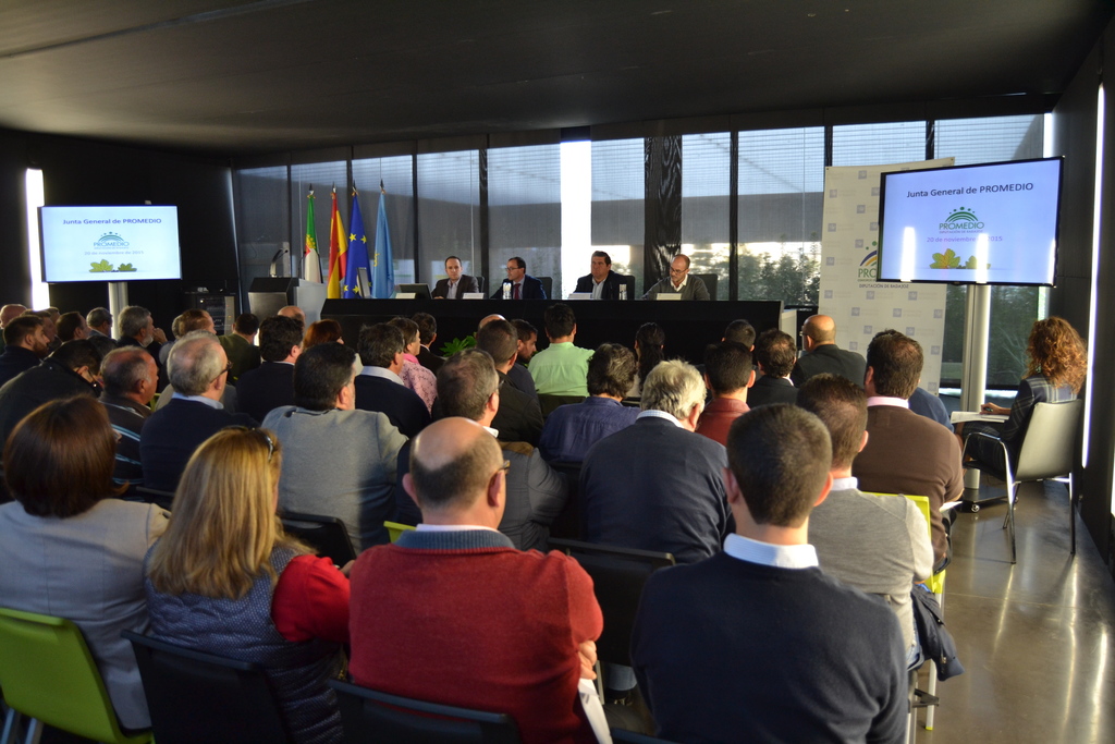 PROMEDIO suma la adhesión de Montijo y aprueba un presupuesto de 23,2 millones de euros para 2016