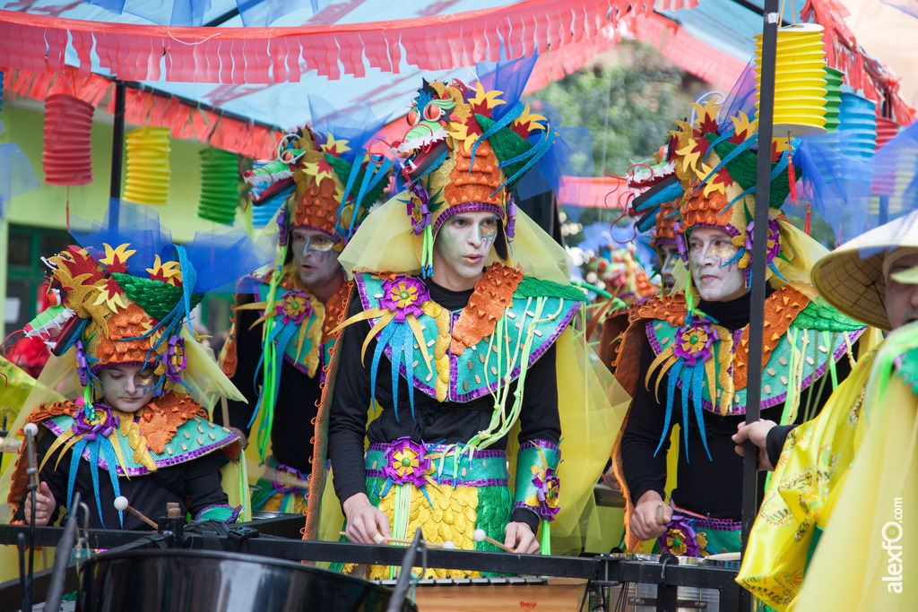 comparsa La Movida desfile de comparsas carnaval de Badajoz 14