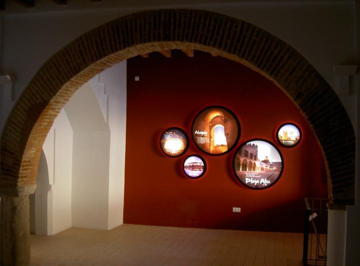 Casas Mudéjares de Badajoz Interior: Sala Monumentos de Badajoz.
