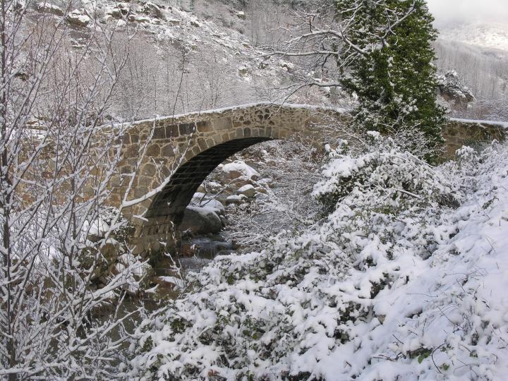 La Comarca de la Vera Puente Parral nevado