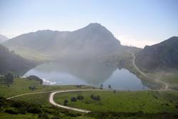 Viajes lagos de covadonga dam preview